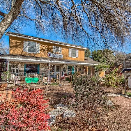 Apartamento Binky'S Nest Fredericksburg Exterior foto