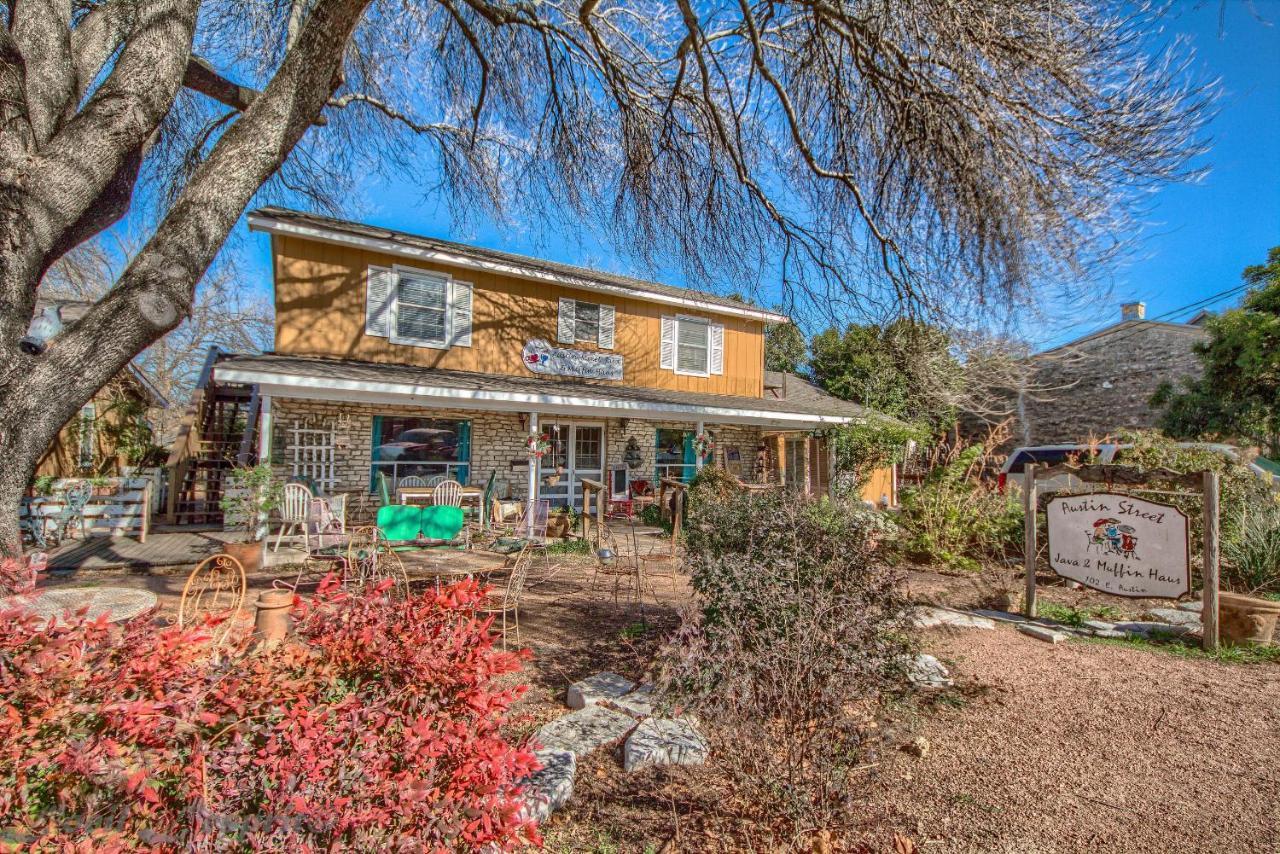 Apartamento Binky'S Nest Fredericksburg Exterior foto